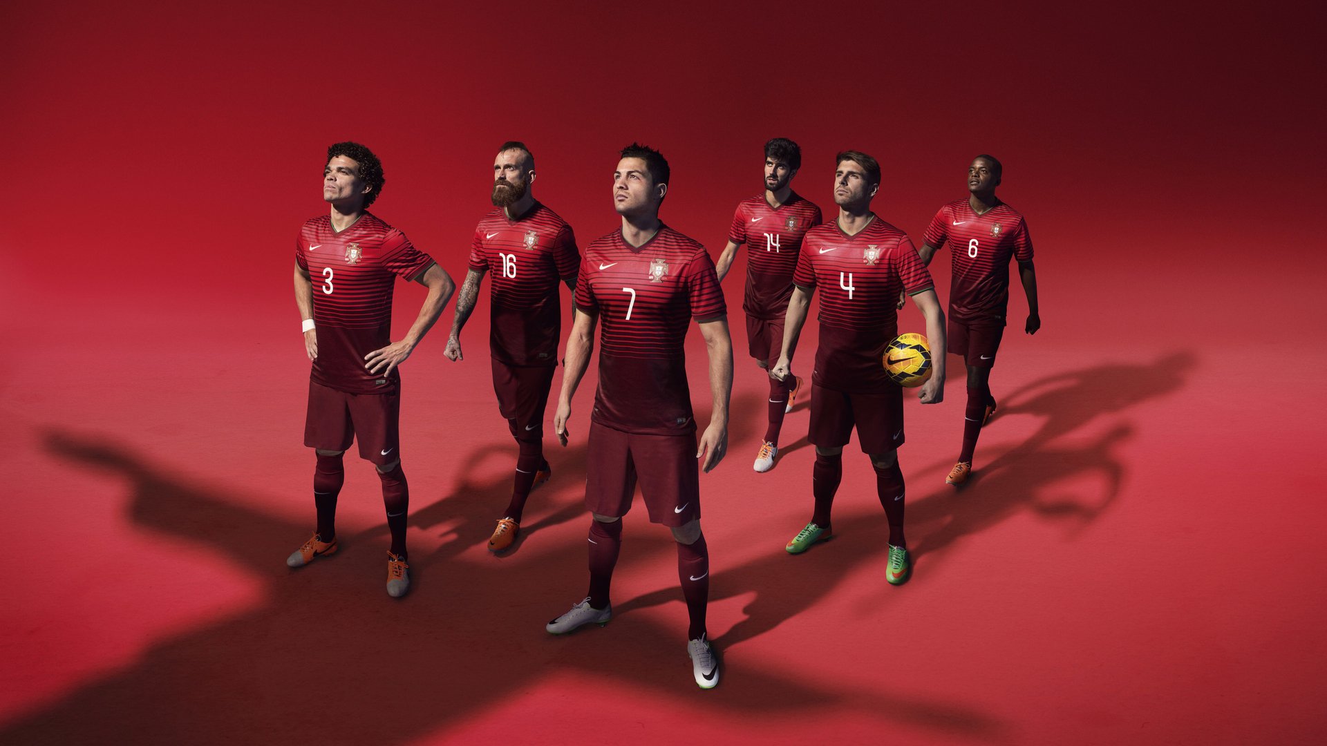 足球史上最经典逆转比赛回顾，足球最神奇逆转